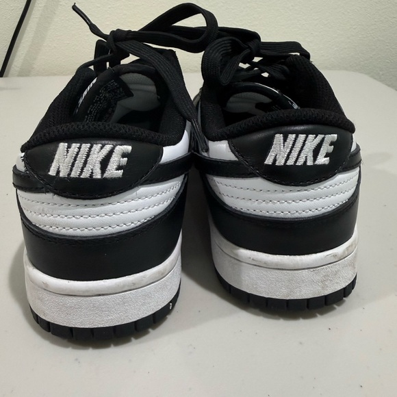 Nike Panda low dunks Sneaker size 7 - Picture 3 of 7
